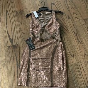 Bebe Women’s Dress Size M NEW WITH TAGS!